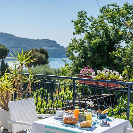 Gli Archi Sul Mare Bed and Breakfast Gaeta Exteriör bild