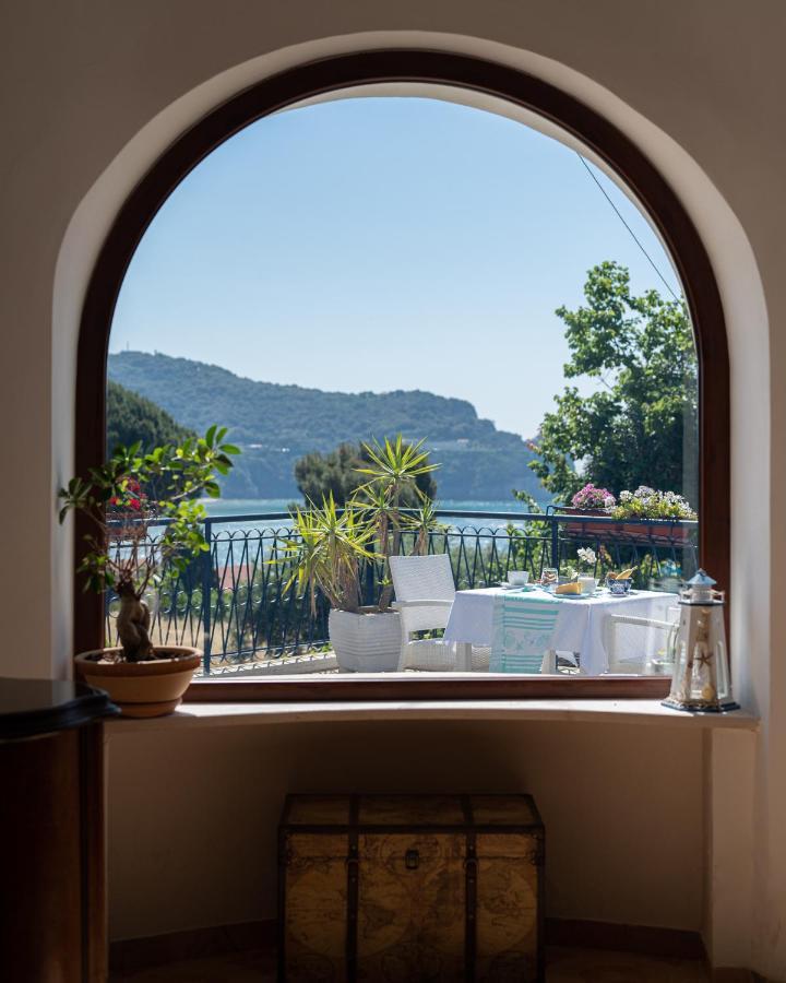 Gli Archi Sul Mare Bed and Breakfast Gaeta Exteriör bild