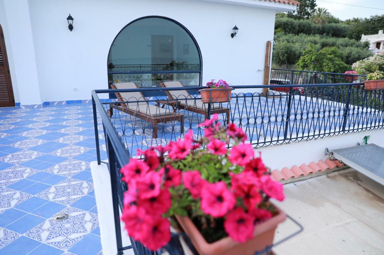 Gli Archi Sul Mare Bed and Breakfast Gaeta Exteriör bild