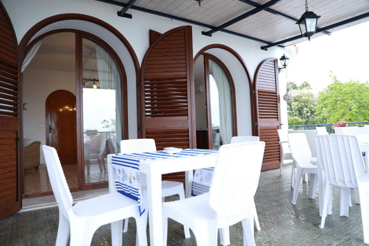 Gli Archi Sul Mare Bed and Breakfast Gaeta Exteriör bild