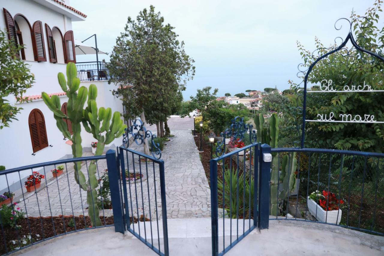 Gli Archi Sul Mare Bed and Breakfast Gaeta Exteriör bild